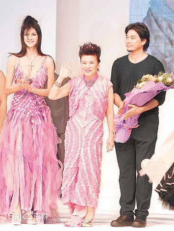 余慕莲前后照片