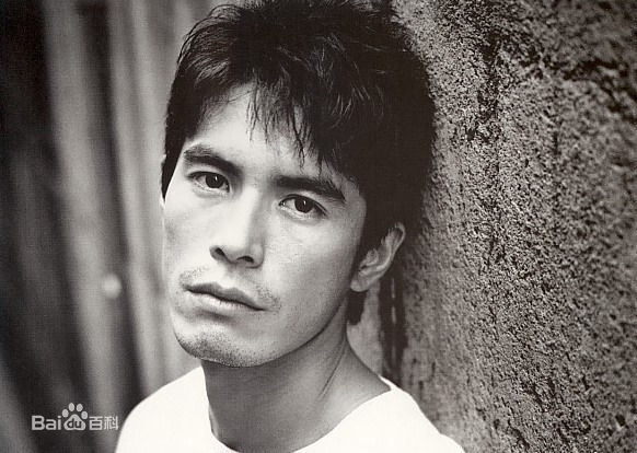 最新伊藤英明(Hideaki Ito)壁纸