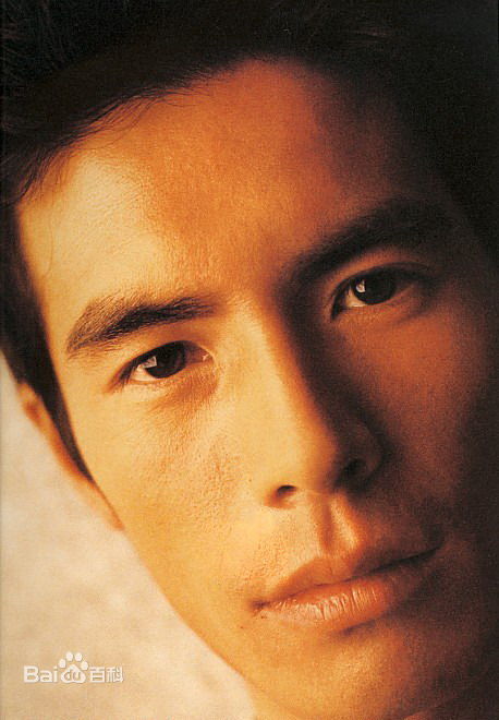 最新伊藤英明(Hideaki Ito)壁纸