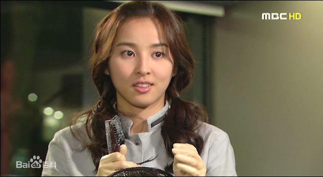 韩惠珍(Han Hye Jin)《加油!金顺》最新剧照