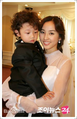 韩惠珍(Han Hye Jin)《加油!金顺》最新剧照