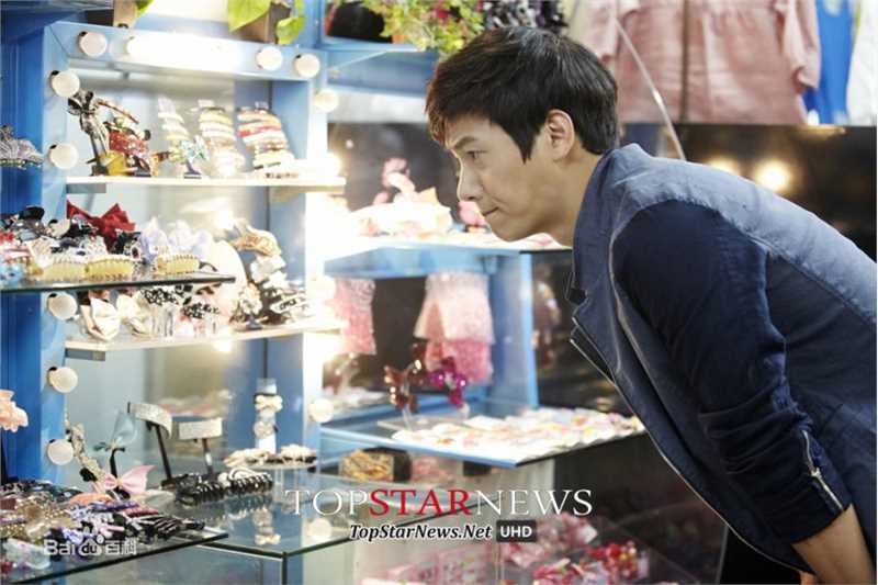 李尚禹(,Lee Sang Woo,イ·サンウ)心情好的日子壁纸壁纸