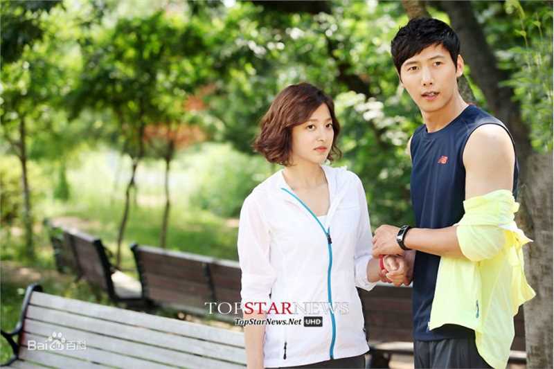 李尚禹(,Lee Sang Woo,イ·サンウ)心情好的日子壁纸壁纸