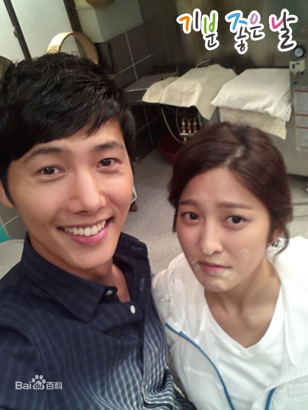 李尚禹(,Lee Sang Woo,イ·サンウ)心情好的日子壁纸壁纸