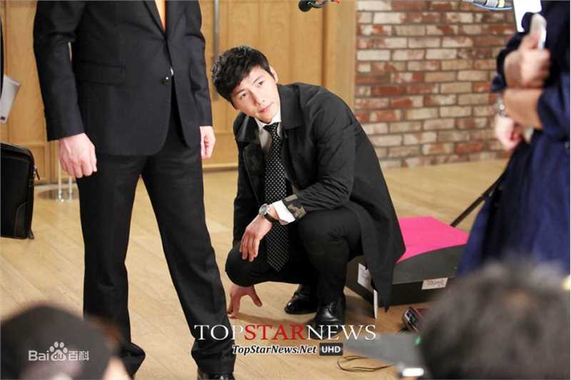 李尚禹(,Lee Sang Woo,イ·サンウ)心情好的日子壁纸壁纸