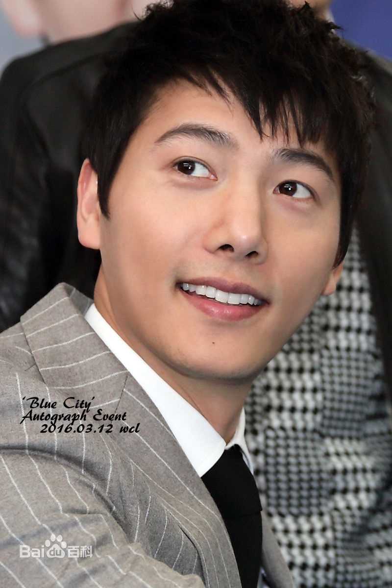 李尚禹(,Lee Sang Woo,イ·サンウ)BLUE CITY 代言壁纸壁纸