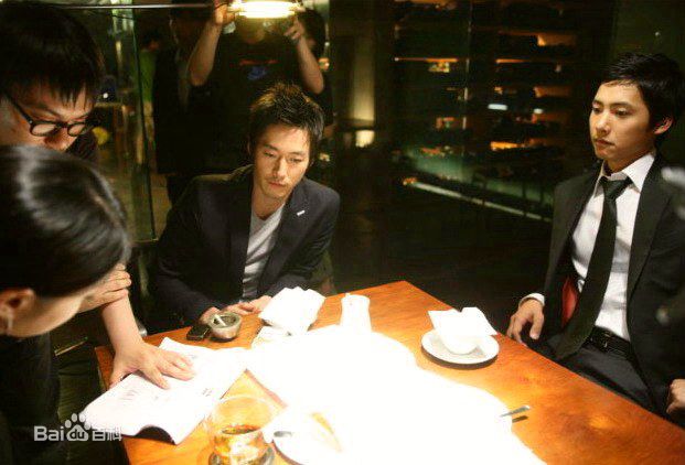 李尚禹(,Lee Sang Woo,イ·サンウ)顶楼的大象图册