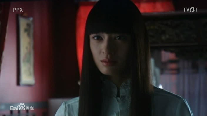 栗山千明(Chiaki Kuriyama/Queen Bee)在女王蜂中的剧照