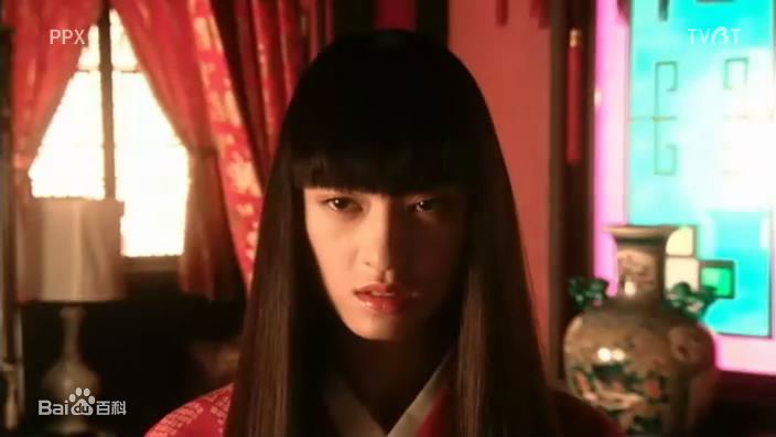 栗山千明(Chiaki Kuriyama/Queen Bee)在女王蜂中的剧照