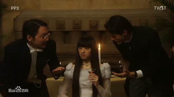 栗山千明(Chiaki Kuriyama/Queen Bee)在女王蜂中的剧照