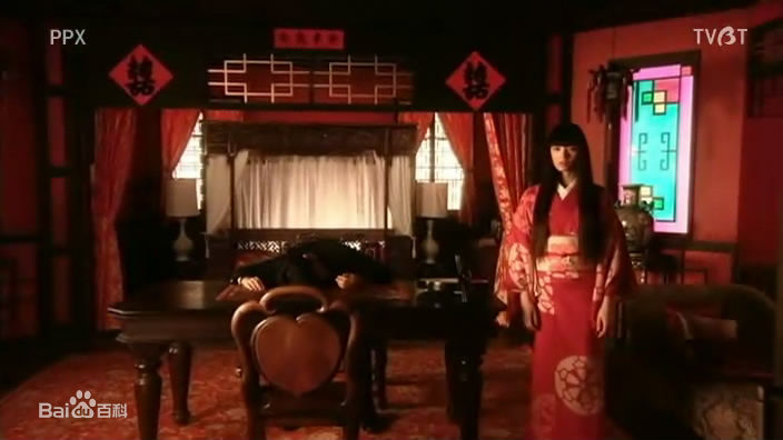 栗山千明(Chiaki Kuriyama/Queen Bee)在女王蜂中的剧照