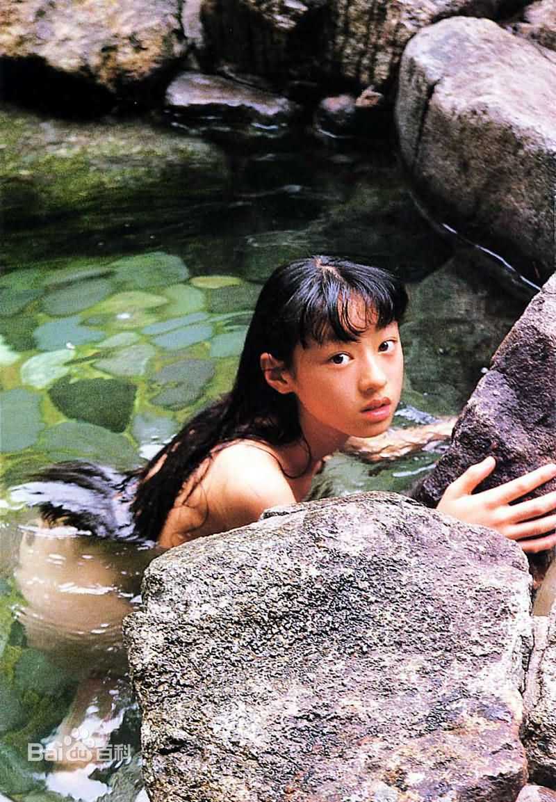 高清栗山千明(Chiaki Kuriyama/Queen Bee)精彩图册