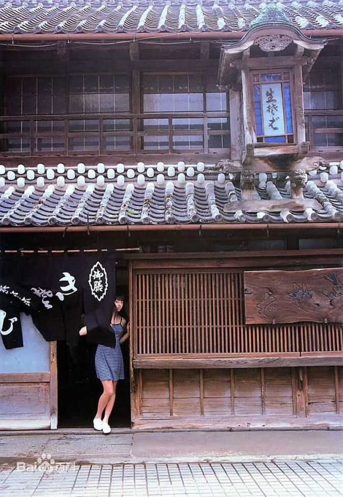 高清栗山千明(Chiaki Kuriyama/Queen Bee)精彩图册