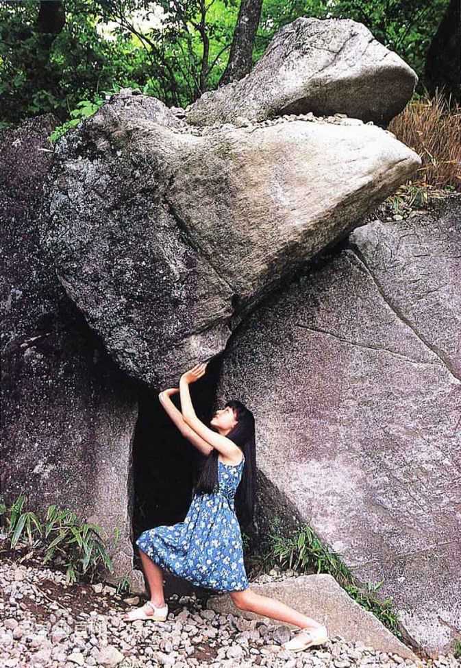 高清栗山千明(Chiaki Kuriyama/Queen Bee)精彩图册