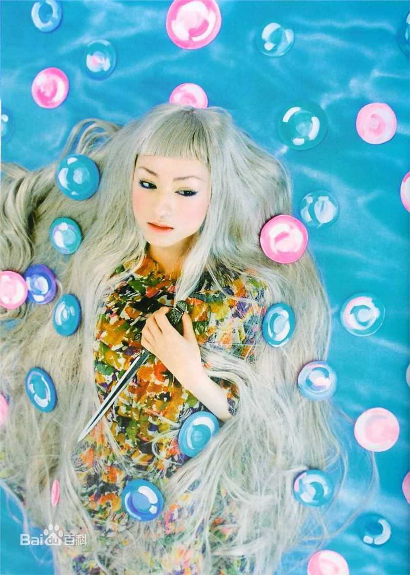 最新栗山千明(Chiaki Kuriyama/Queen Bee)精彩图册