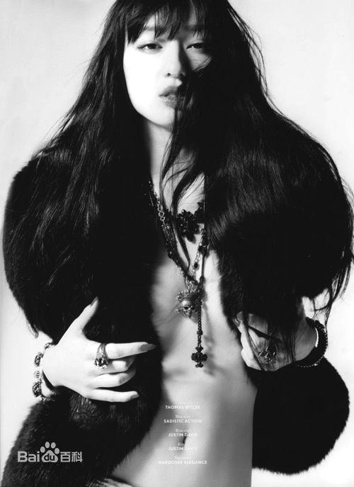 最新栗山千明(Chiaki Kuriyama/Queen Bee)精彩图册