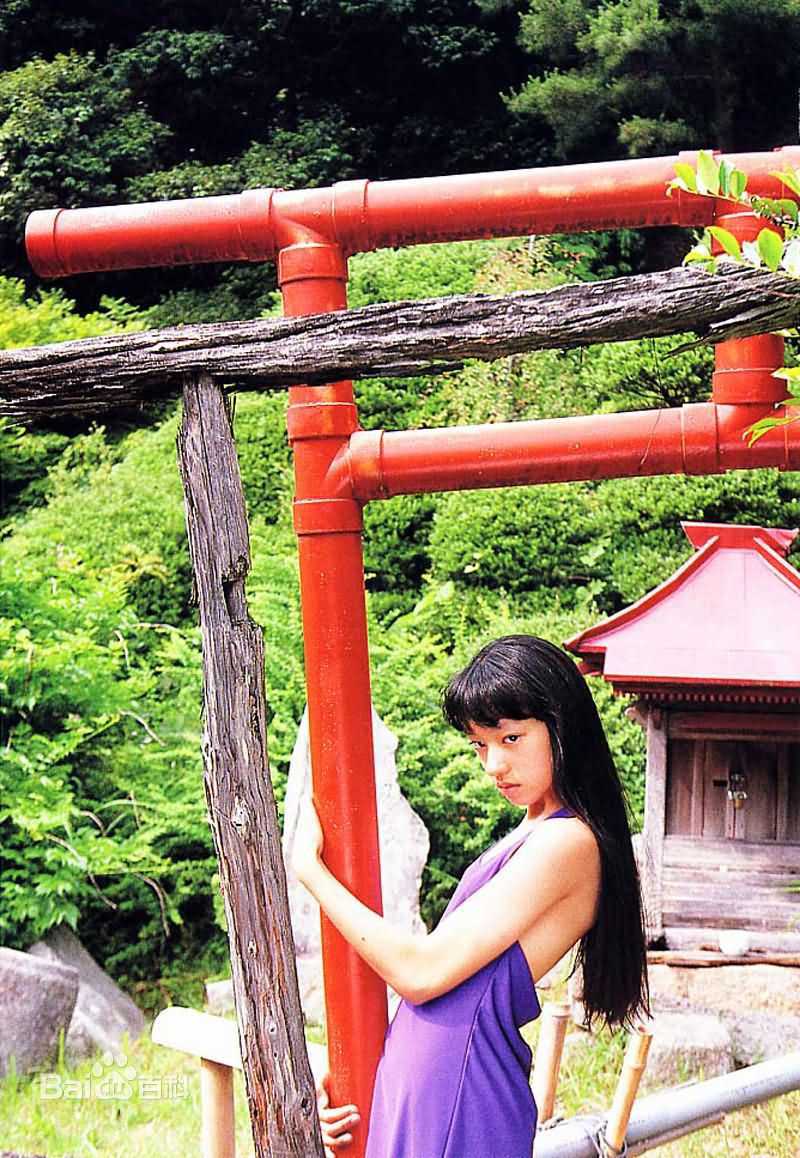 高清栗山千明(Chiaki Kuriyama/Queen Bee)精彩图册