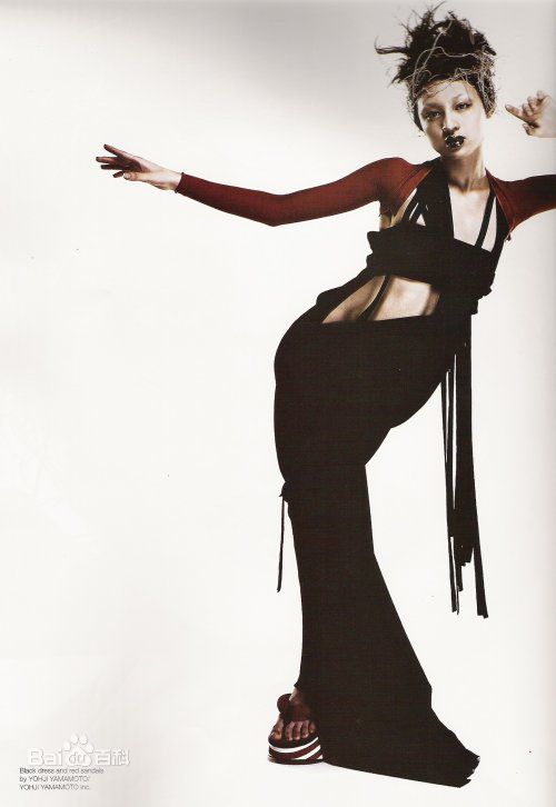 高清栗山千明(Chiaki Kuriyama/Queen Bee)精彩图册