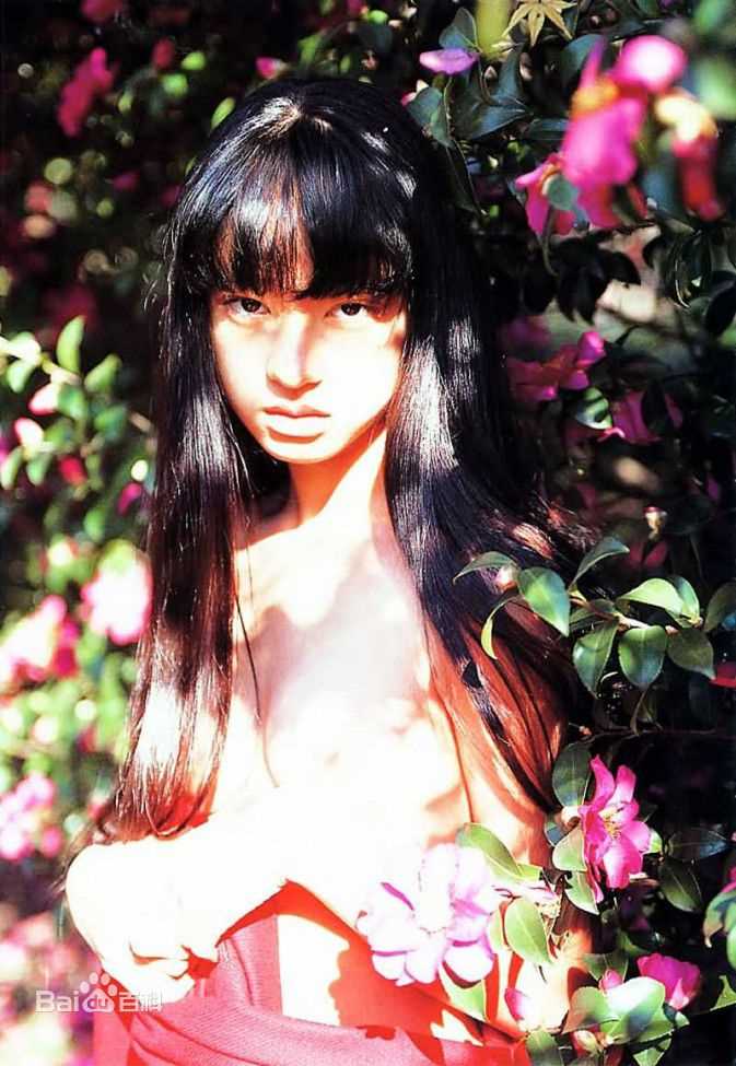 高清栗山千明(Chiaki Kuriyama/Queen Bee)精彩图册