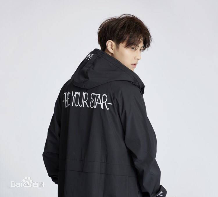 邱胜翊(Prince)微博更新3生活照