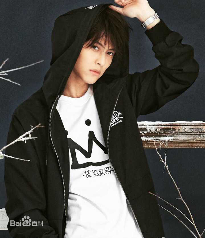 邱胜翊(Prince)微博更新3生活照