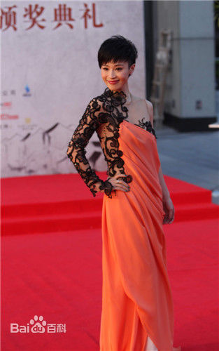 最全石筱群素颜照