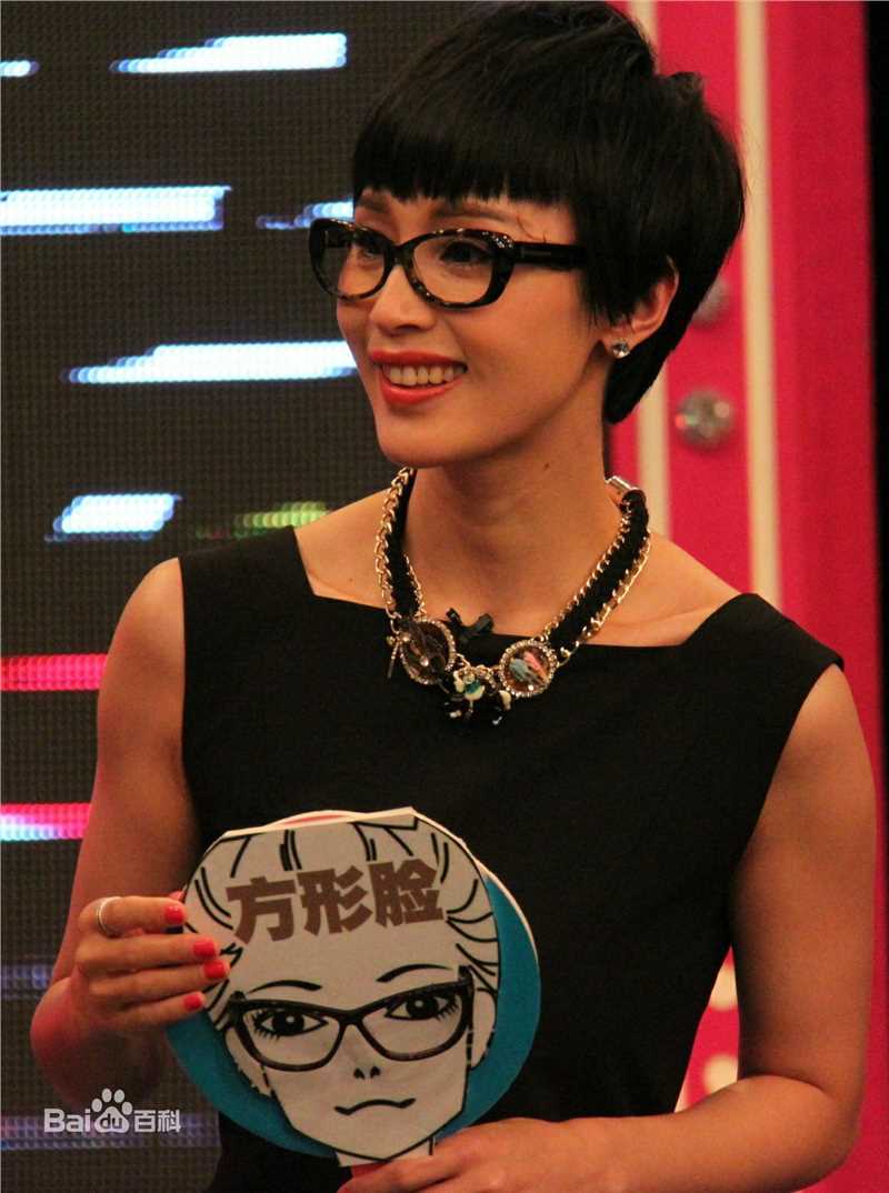 最新石筱群在作客《美丽俏佳人》节目中的图集