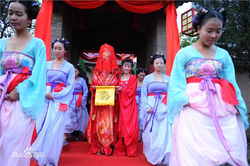 最新石筱群在《杨贵妃秘史》中的壁纸