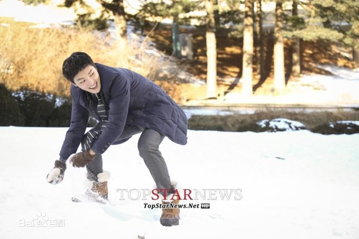 尹施允(,Yun Si Yun,ユン シユン,Yoon Si Yoon)总理和我-姜仁浩 最全剧照