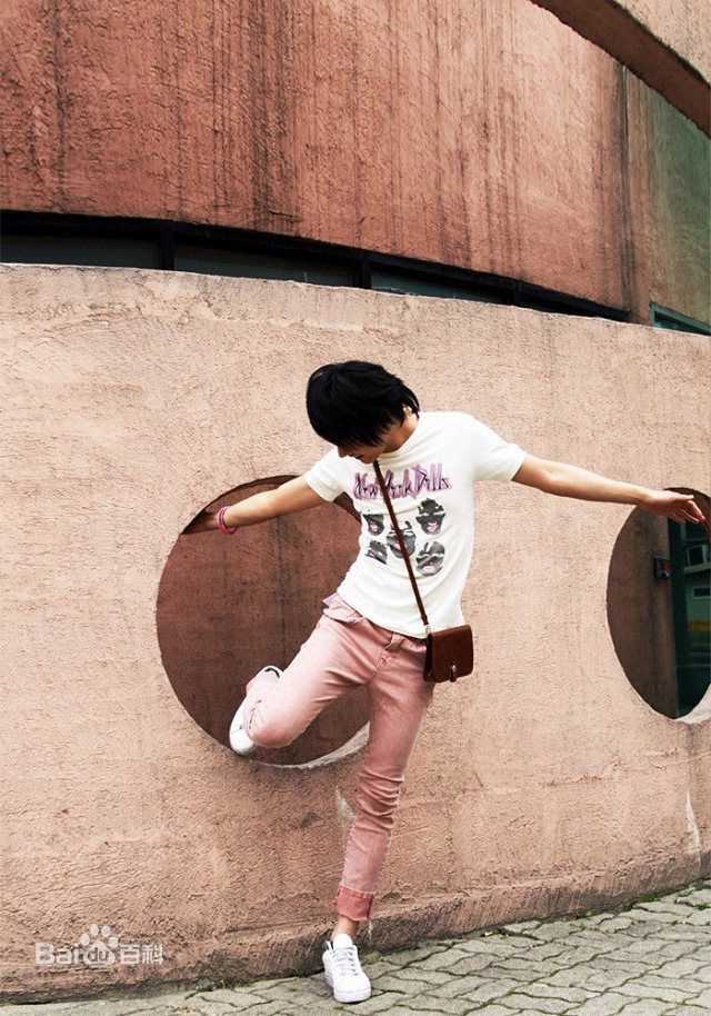 尹施允(,Yun Si Yun,ユン シユン,Yoon Si Yoon)--当你还是模特时期图片图集