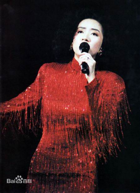 梅艳芳(Anita Mui,アニタ ·ムイ)1990年夏日耀光华演唱会前后照片