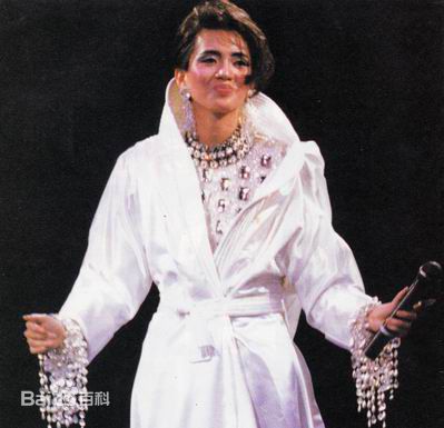 梅艳芳(Anita Mui,アニタ ·ムイ)1985-1986年尽显光华演唱会性感图片图集
