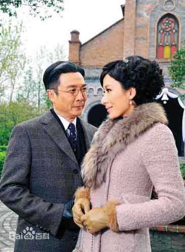 精选刘松仁(DAMIAN LAU)在《名媛望族》中的图册