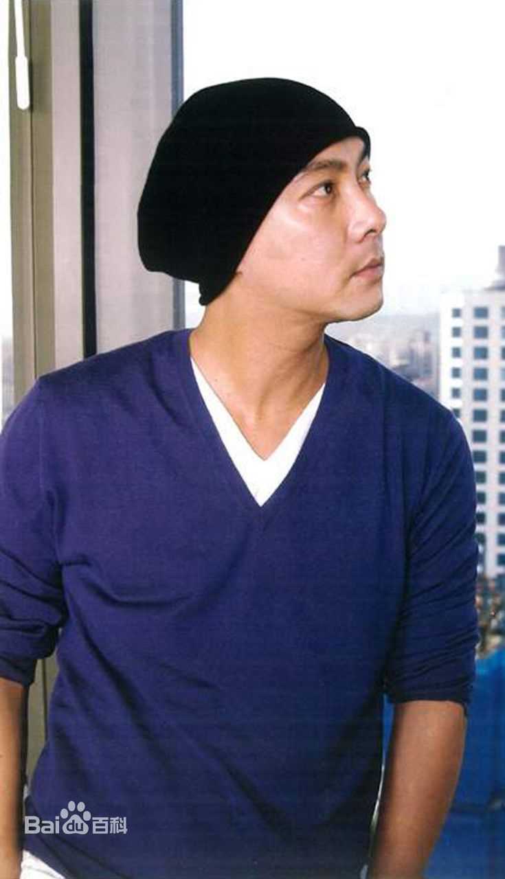 张卫健(Dicky Cheung)时尚生活照壁纸壁纸