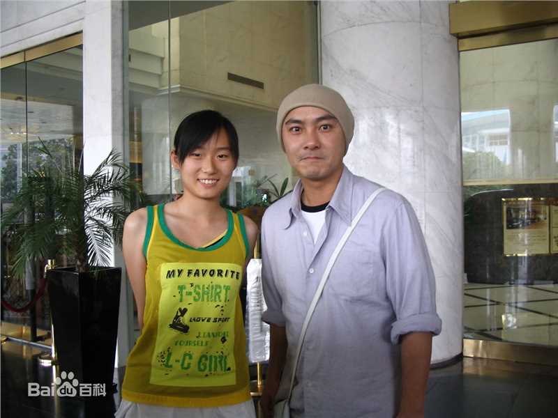 张卫健(Dicky Cheung)时尚生活照壁纸壁纸