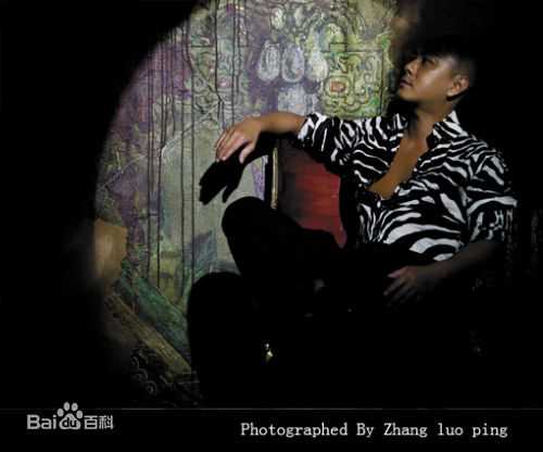 张卫健(Dicky Cheung)时尚生活照壁纸壁纸