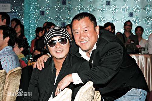 张卫健(Dicky Cheung)时尚生活照壁纸壁纸