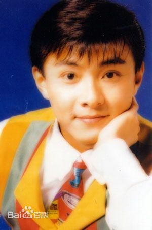 张卫健(Dicky Cheung)青年时期素颜照相册