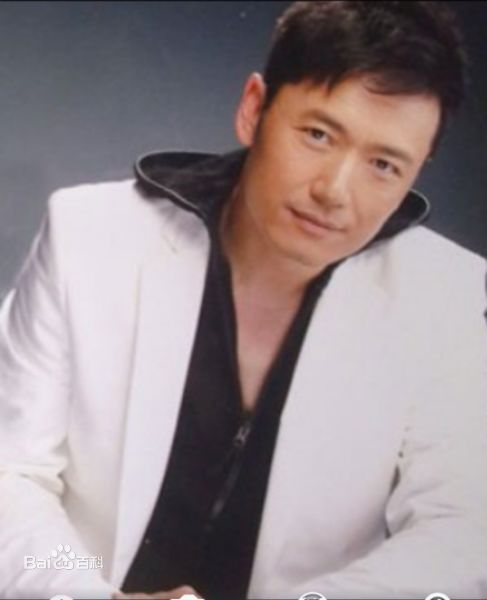 苗侨伟(Michael Miu)前后照片