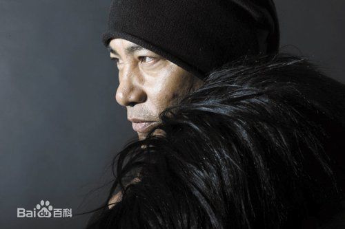 任达华(Simon Yam或Yam Tat-wah)