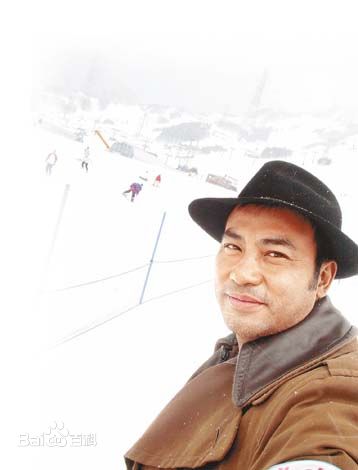 任达华(Simon Yam或Yam Tat-wah)