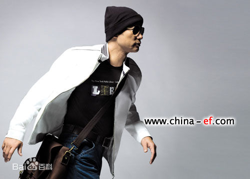 任达华(Simon Yam或Yam Tat-wah)