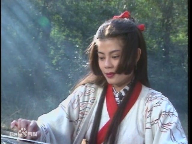 梁艺龄(原名梁佩玲)(Fiona Leung)演艺生涯图册