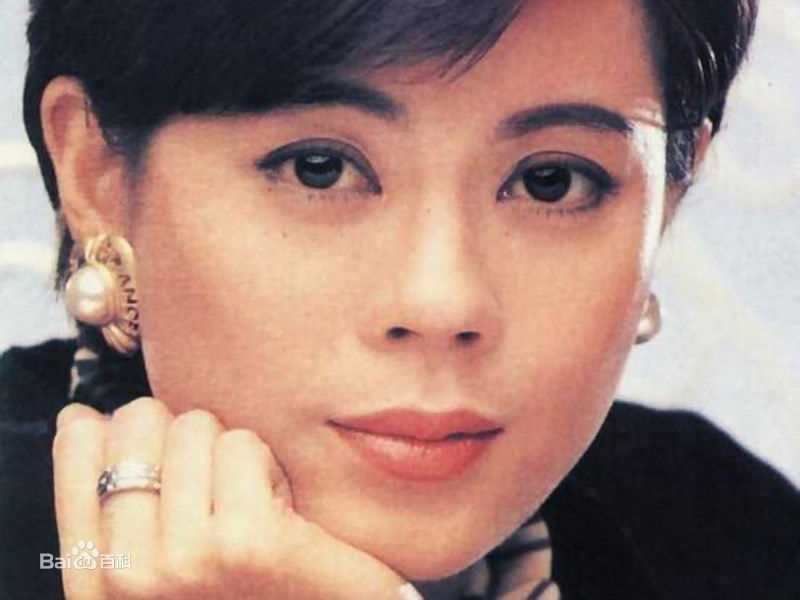 梁艺龄(原名梁佩玲)(Fiona Leung)演艺生涯图册