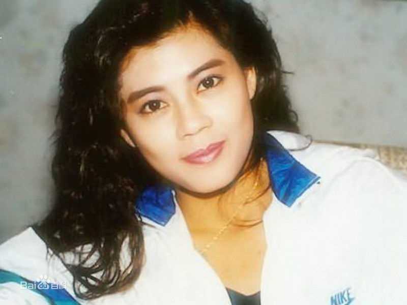 梁艺龄(原名梁佩玲)(Fiona Leung)演艺生涯图册