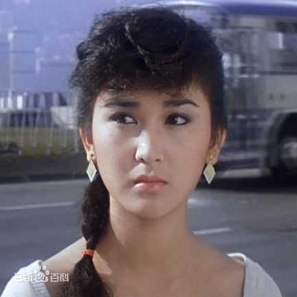 最新温碧霞(Irene Wan)性感图片