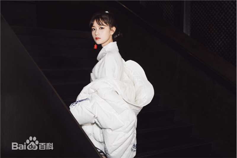 高清陈意涵(Estelle)在《纽约时装周》中的图册