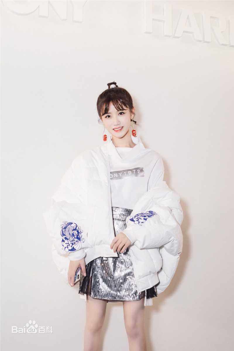 高清陈意涵(Estelle)在《纽约时装周》中的图册