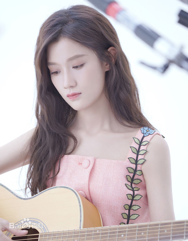 陈意涵(Estelle)前后照片