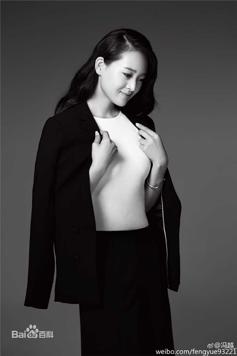 冯越帅气黑白性感图片图集